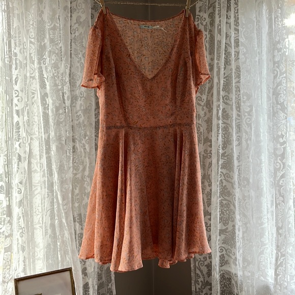 Pink Floral Flowy Dress - Picture 1 of 2